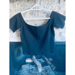 Arirzia Wilfred Off the Shoulder Top